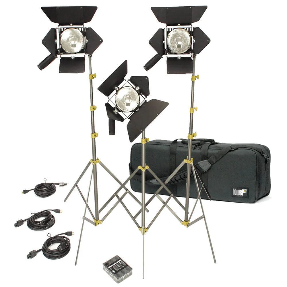 lava Susteen flygtninge Production Lighting — 4 Types of Lighting Kits for Filmmakers