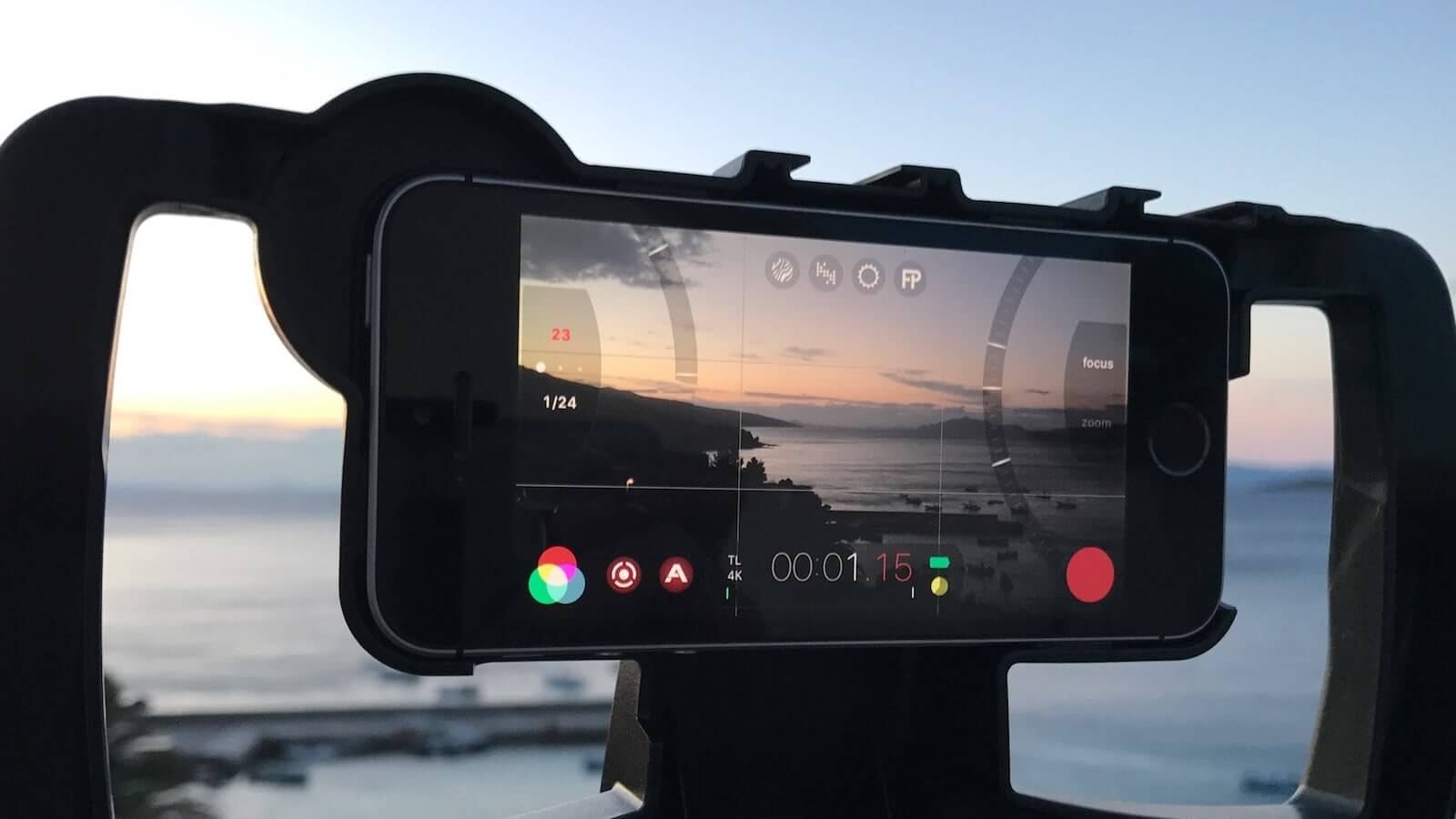 7 Best Video Cameras for Filmmakers [Digital Camera Buying Guide]