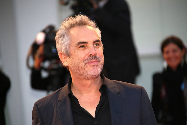 Alfonso Cuaron Movies Visual Style Long Takes StudioBinder