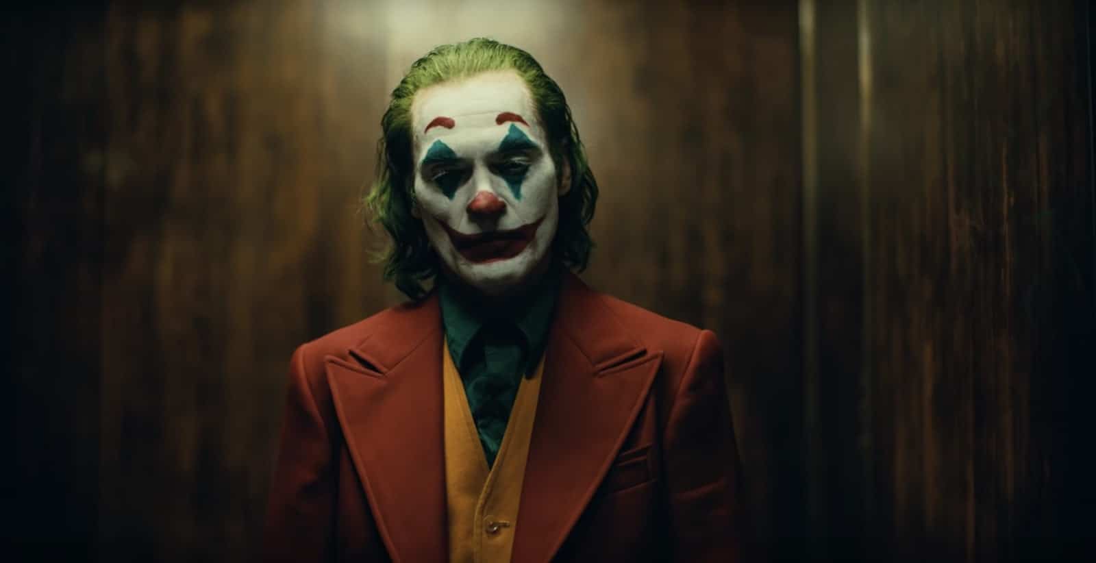 Joker Movie Review - Joker Transformation - StudioBinder - 2
