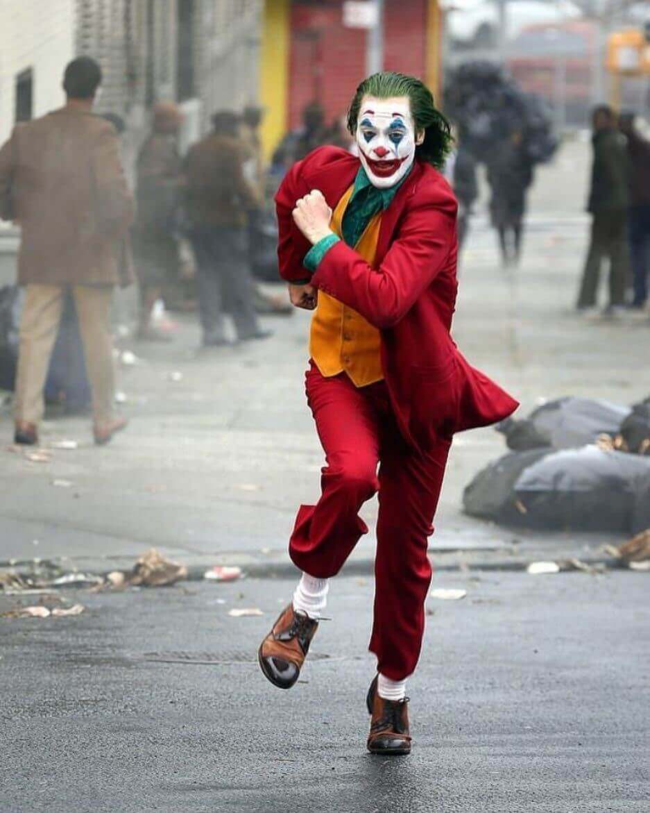 How to Break Down a Script for Wardrobe - Arthur, New Joker, runs from the cops
