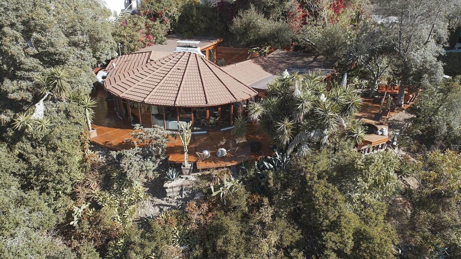 Top 10 Most Unique Filming Location - Mid-Century Haven for Creatives