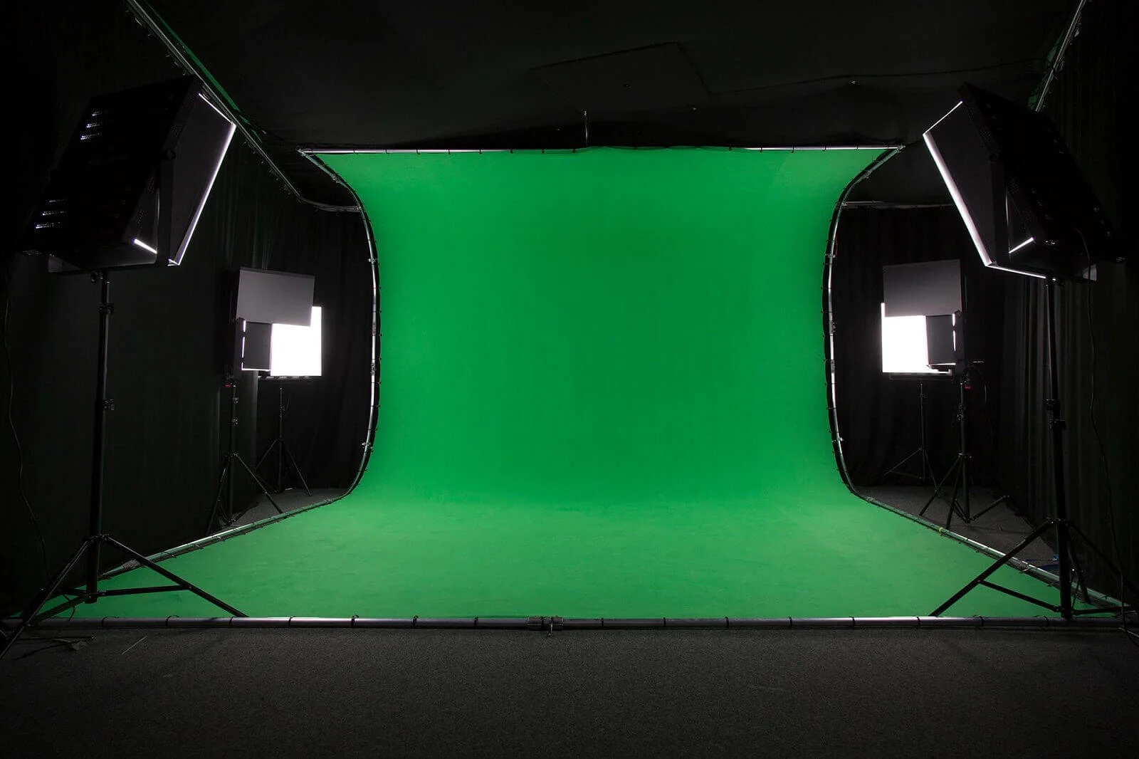 What is Green Screen - What is Green Screen