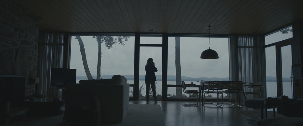 Arrival — framing examples in film