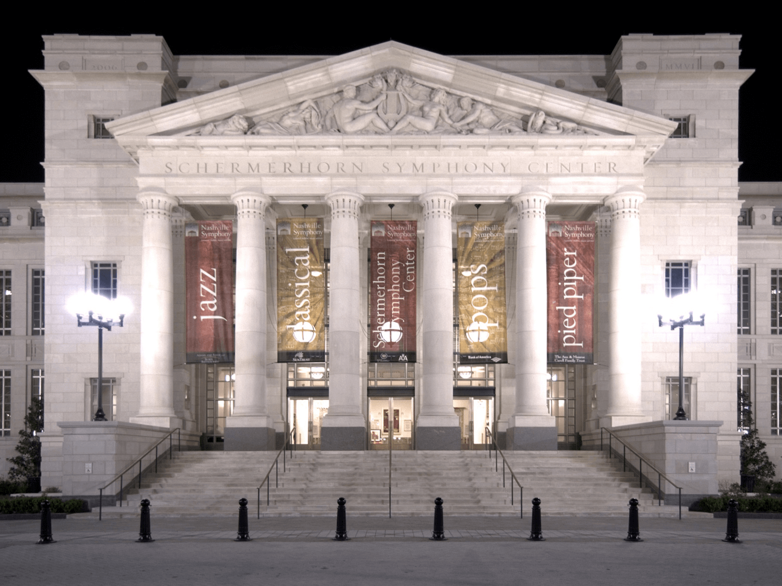 What is Neoclassicism Neoclassicism Art • Schermerhorn Symphony Center in Nashville Tennessee