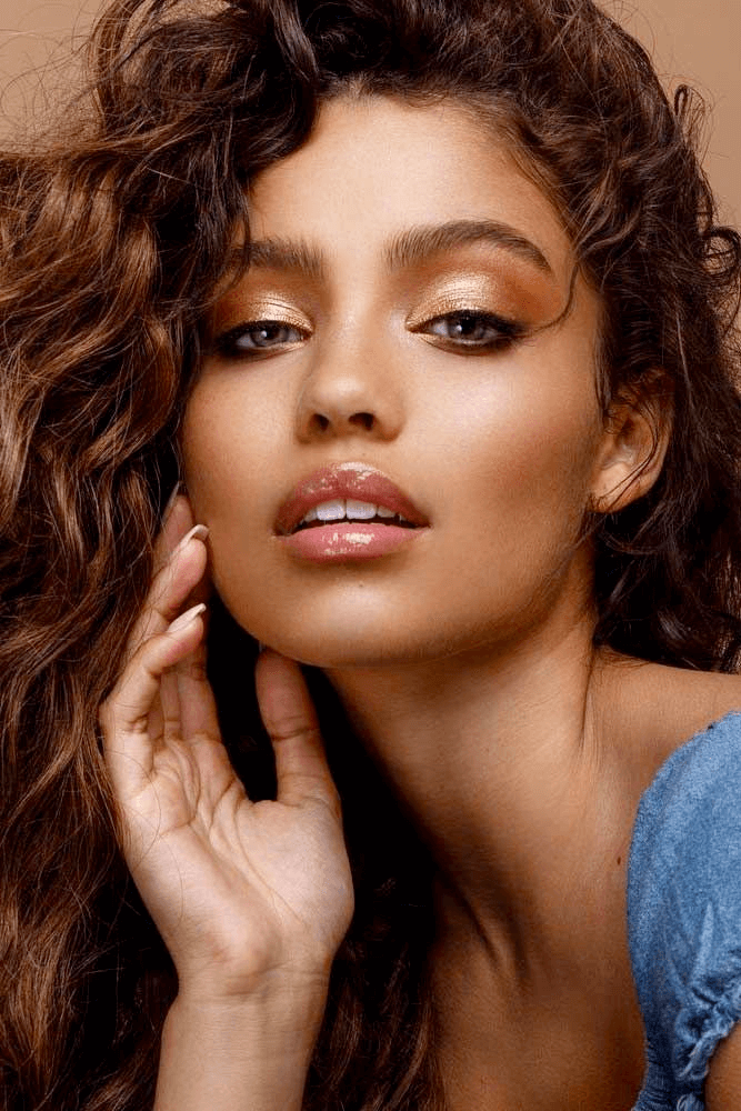 What is Glamour Photography Makeup in Glamour Shots Photography