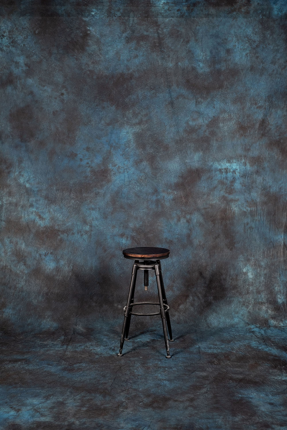 What is a Backdrop in Photography Muslin backdrop StudioBinder