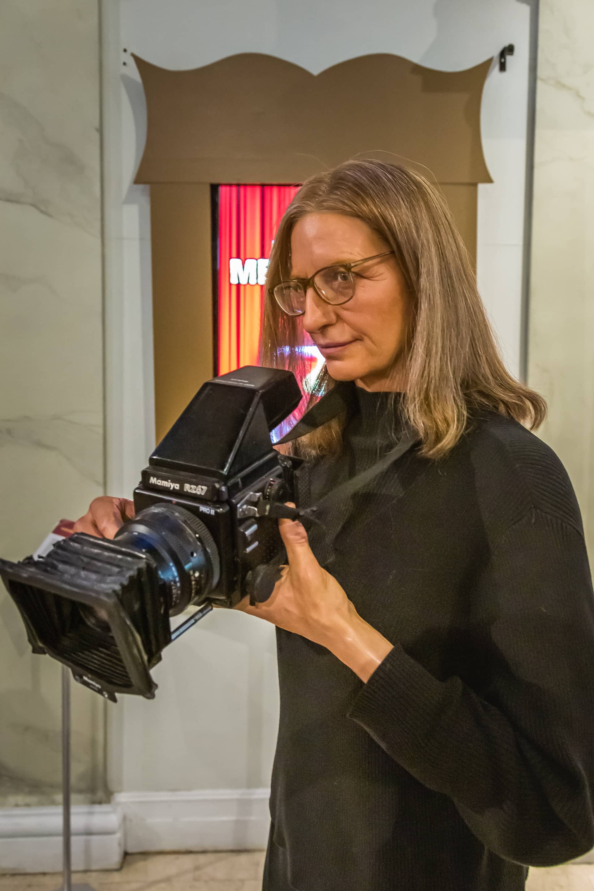 What are Full Frame Cameras Annie Leibovitz