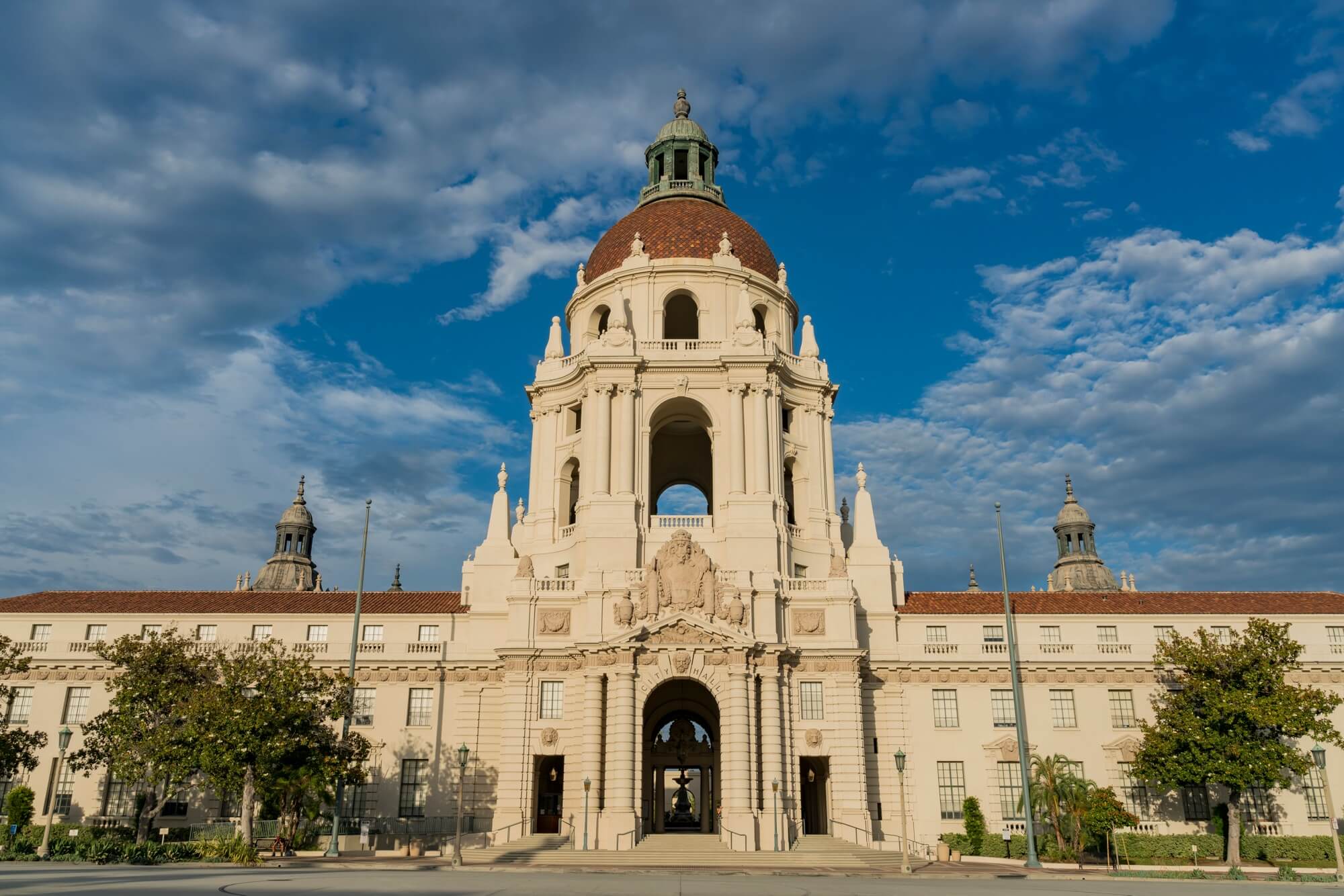 What is Classicism Art Photo of Pasadena City Hall What is Classicism Art Photo of Pasadena City Hall
