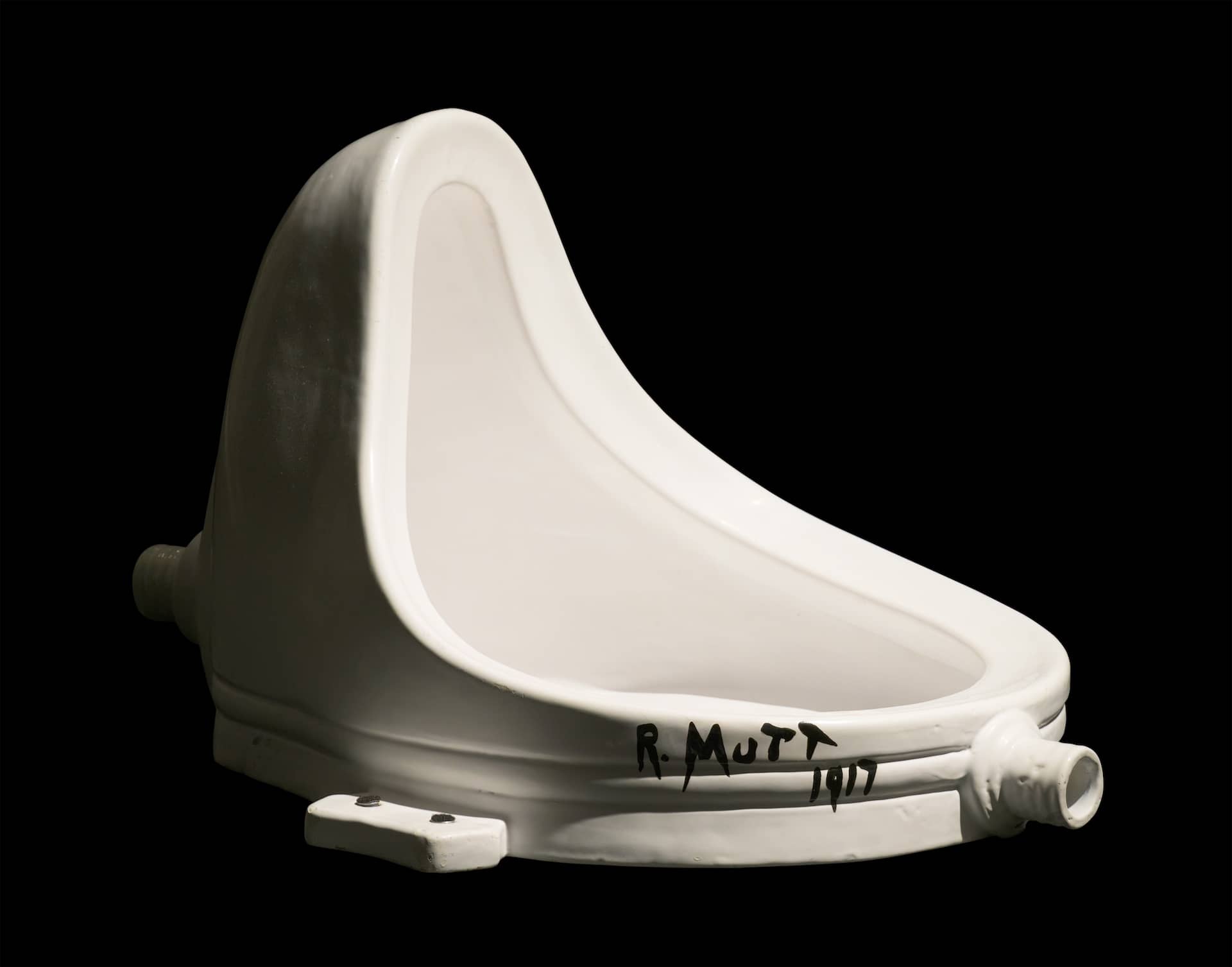 What is Conceptual Art Fountain by Marcel Duchamp