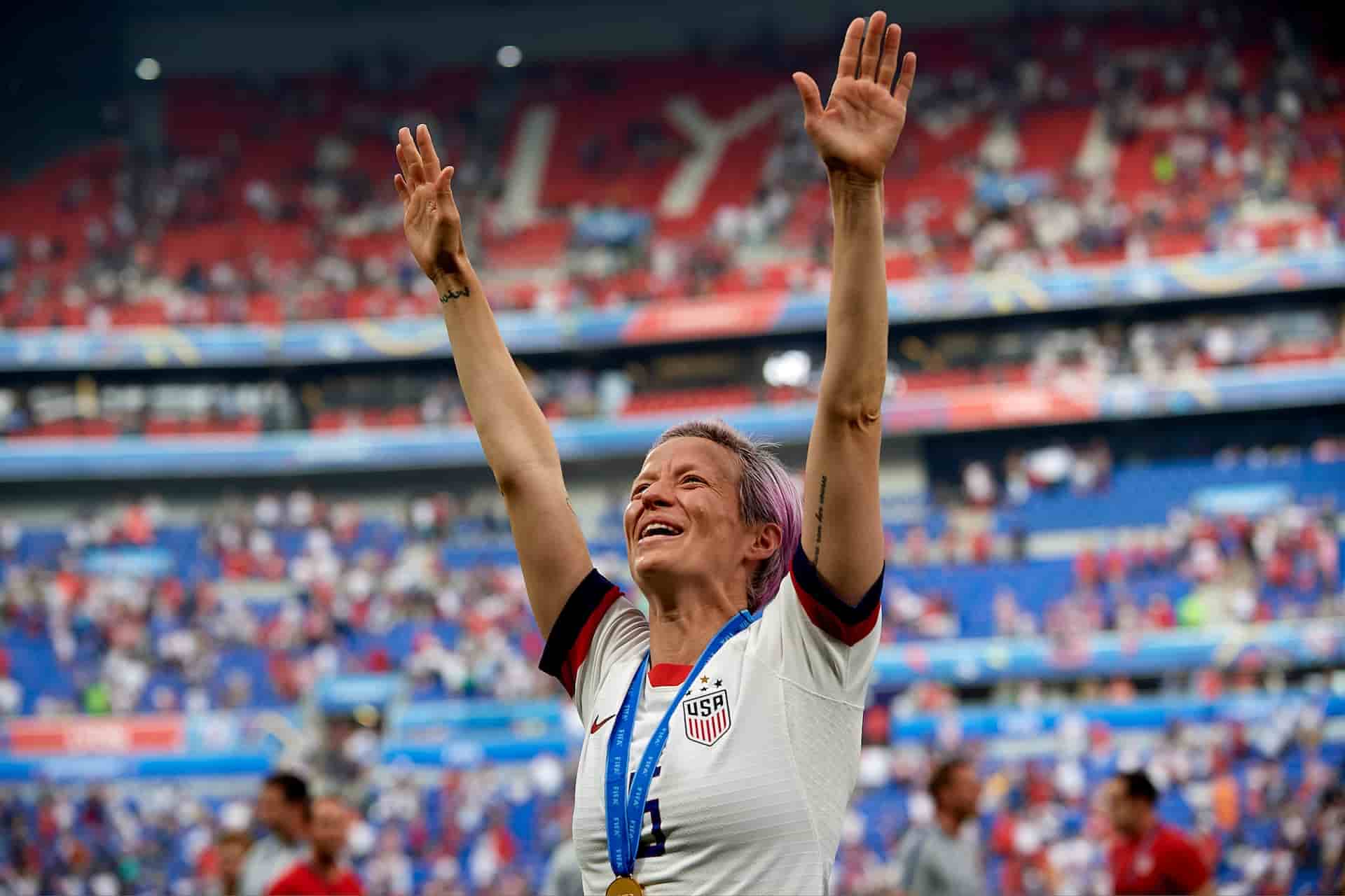 Best Lens for Sports Photography U S Women’s National Team Captain Megan Rapinoe Celebrates a Goal Best Lens for Sports Photography U S Women’s National Team Captain Megan Rapinoe Celebrates a Goal