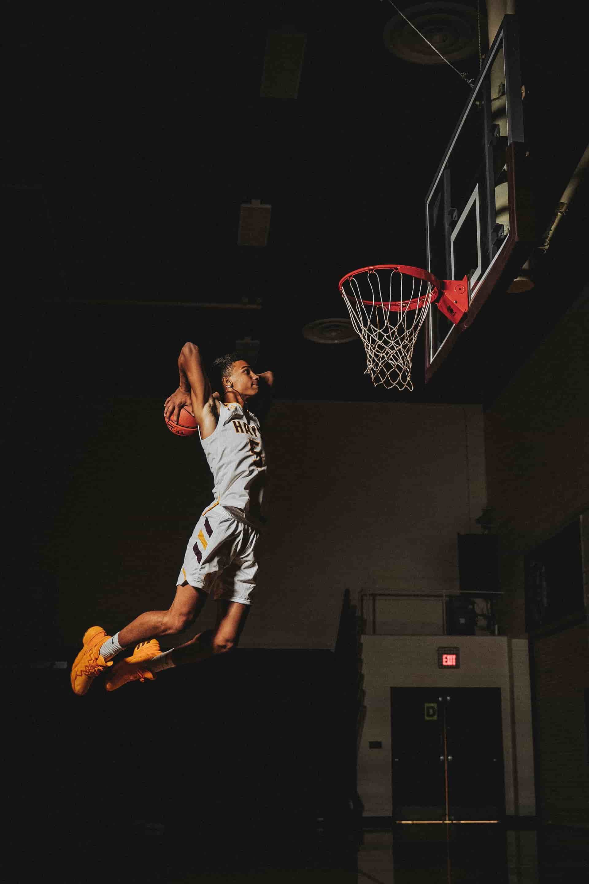 Sports Photography Examples Basketball Player Dunking Sports Photography Examples Basketball Player Dunking
