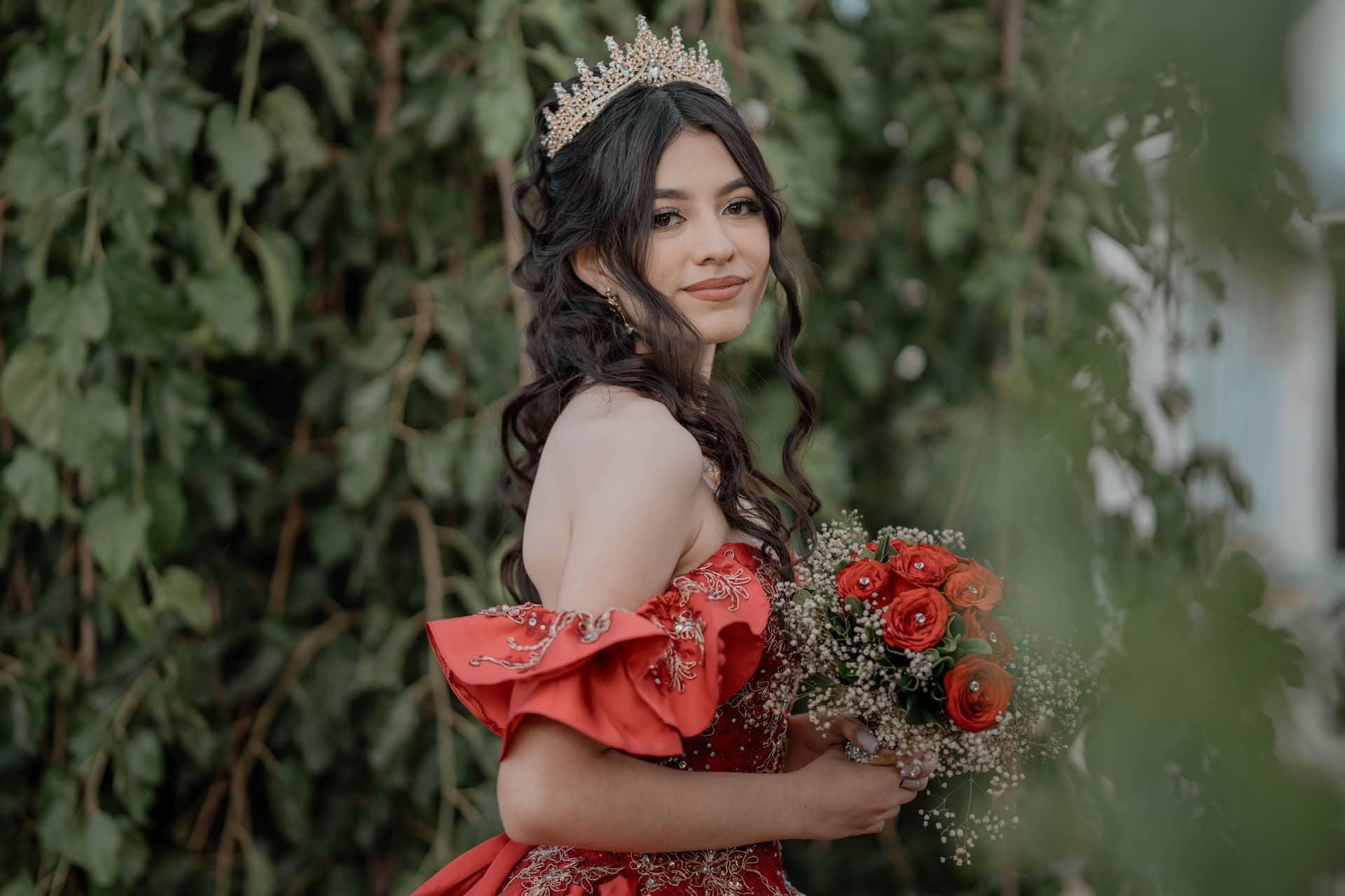 What Lens is Good for Portraits Low Light Portrait