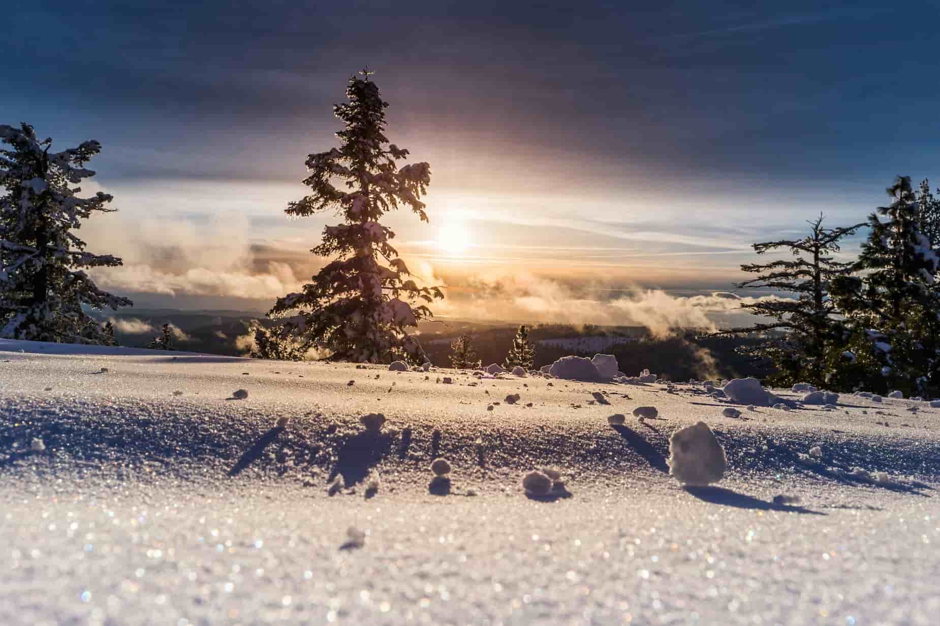 What is Deep Depth of Field Winter Mountain
