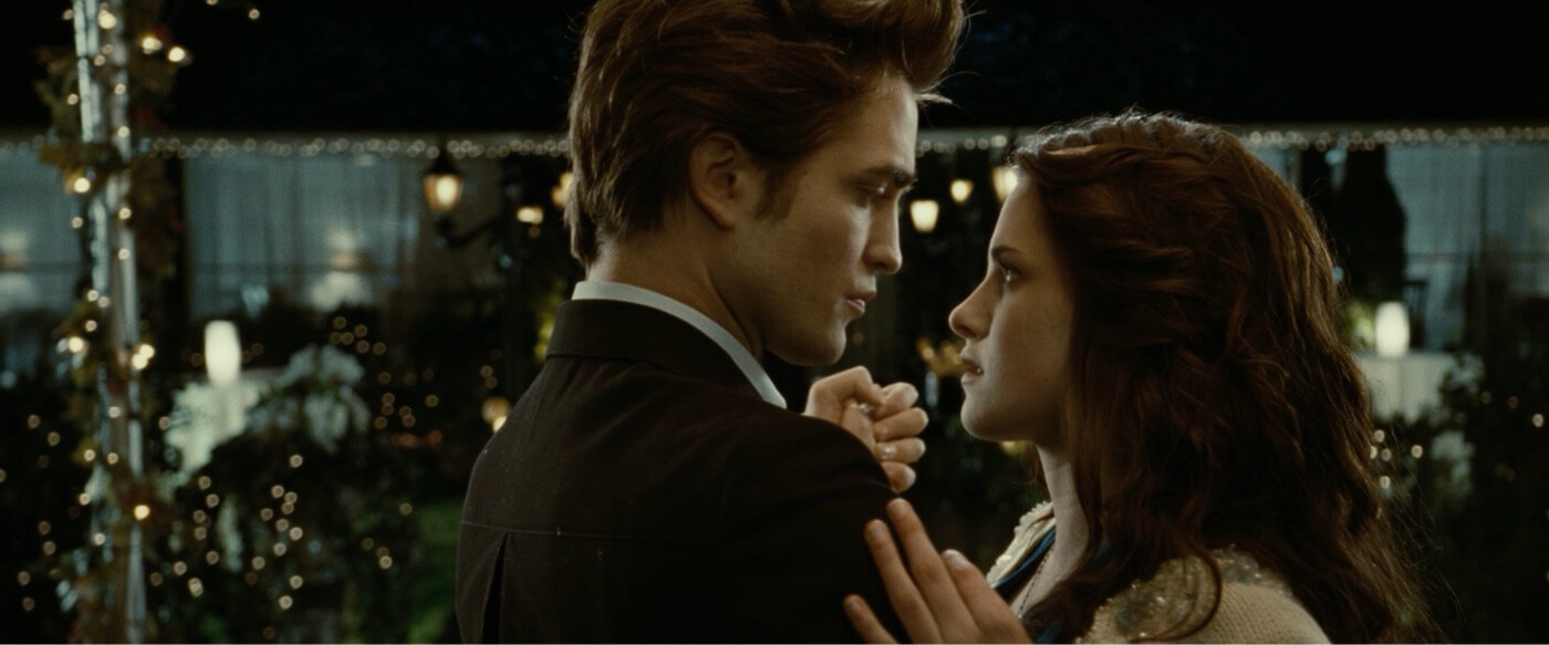 What is a Romance Trope Romance Trope Example in Twilight