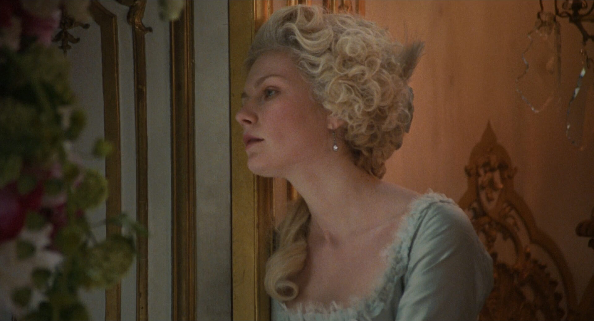 What is a Shoulder Level Shot — Marie Antoinette — StudioBinder
