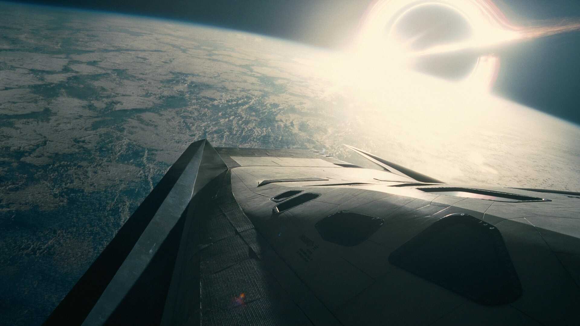 Establishing Shot Interstellar