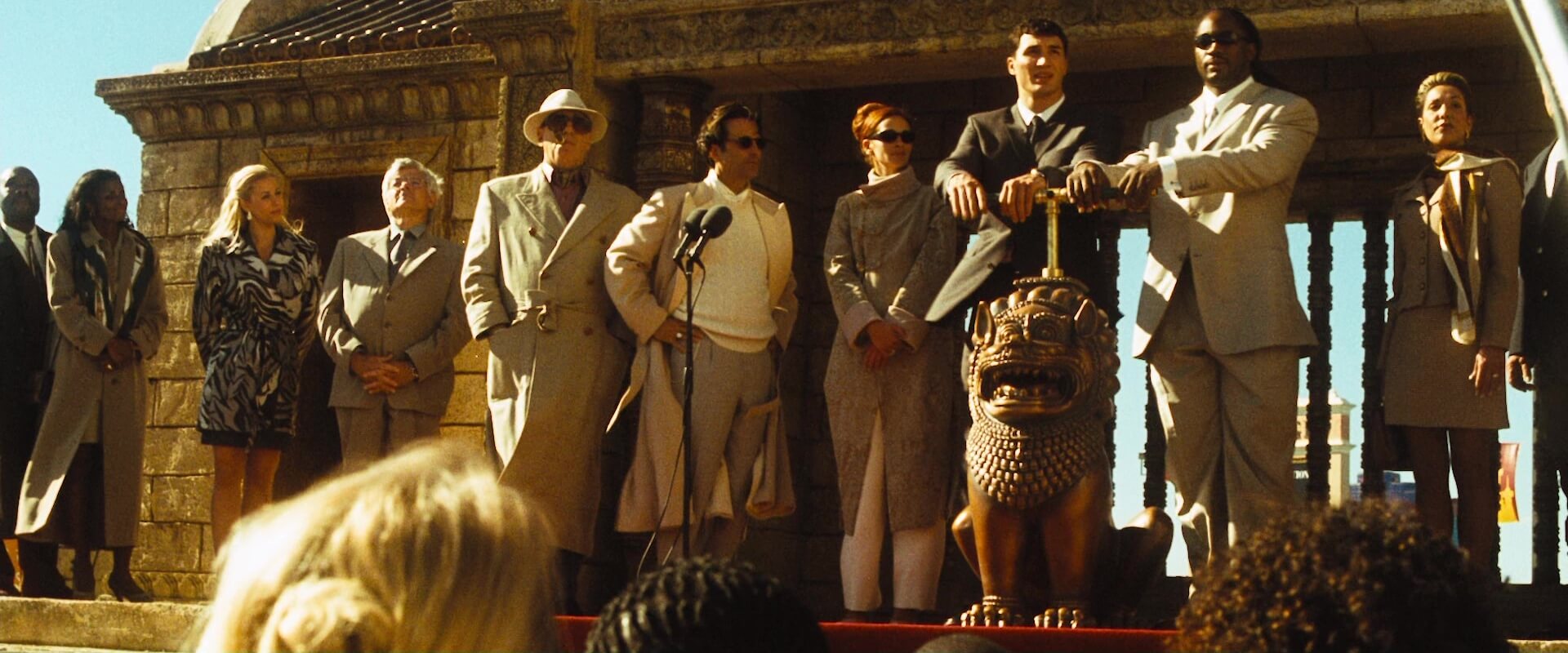 What is the Knee Level Shot Oceans Eleven