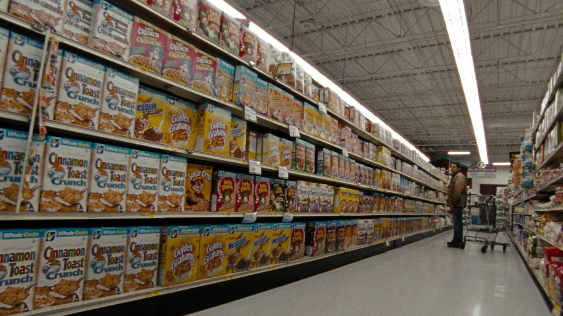 Extreme Wide Shot Example EWS supermarket scene from The Hurt Locker
