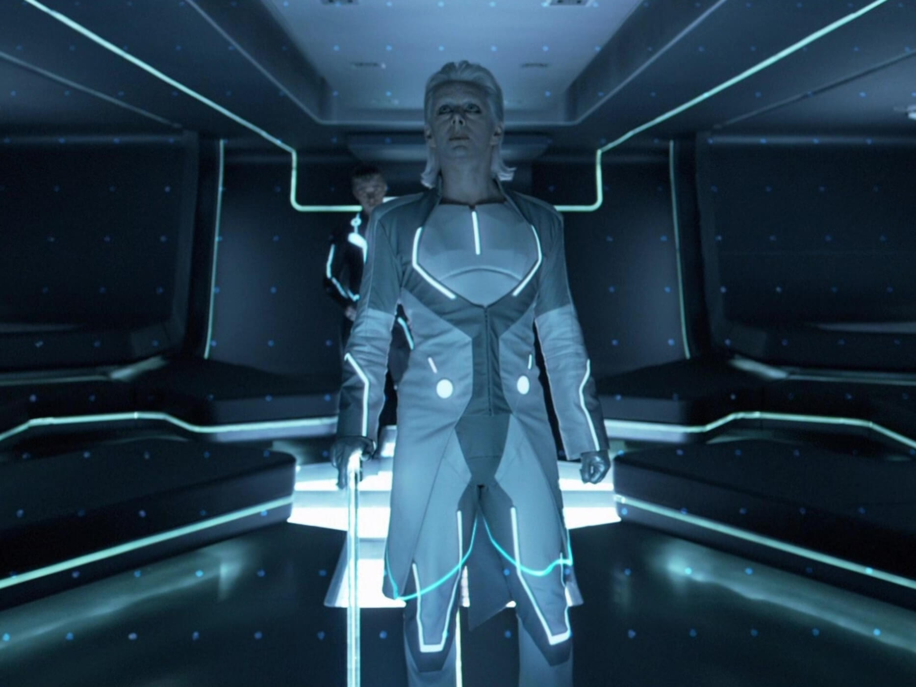 Medium Full Shot Example MFS of person from TRON Legacy