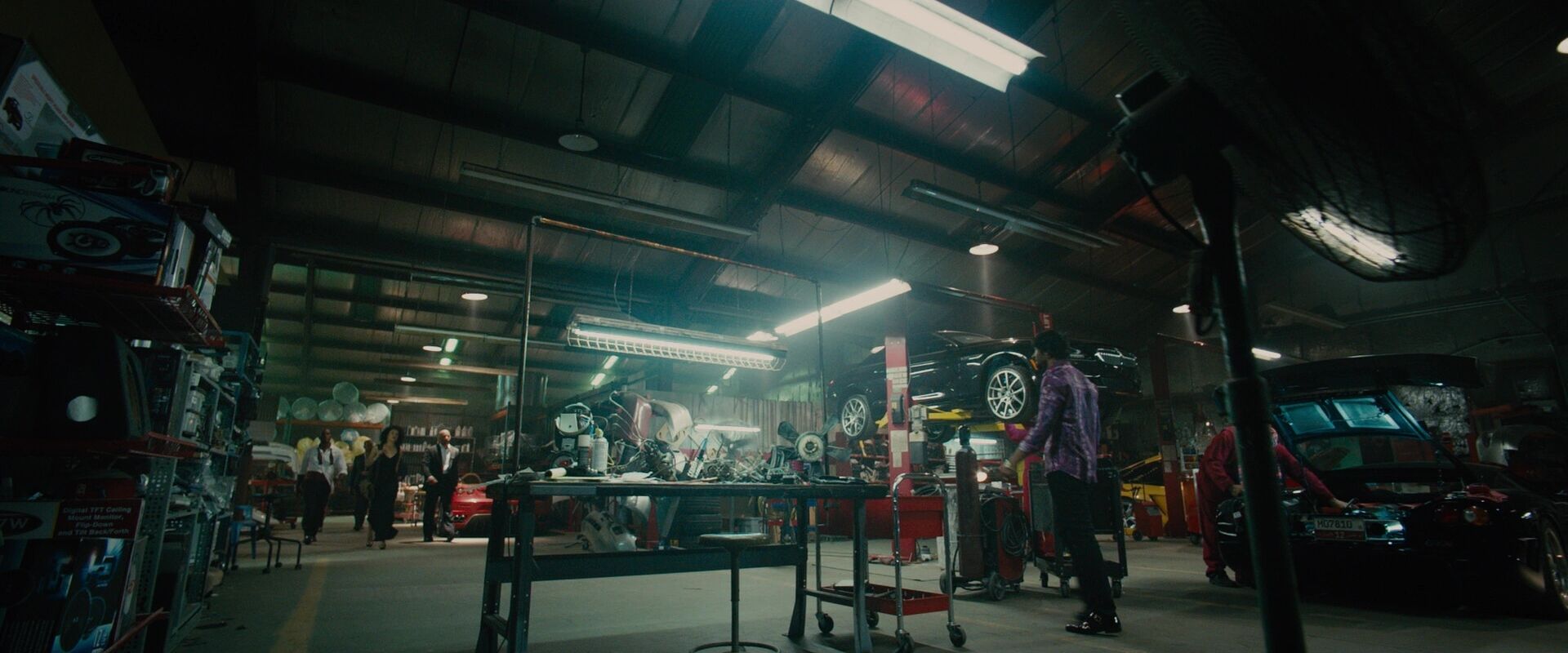 Ultra Wide Lens Shot Example Ultra Wide Lens Shot from Furious