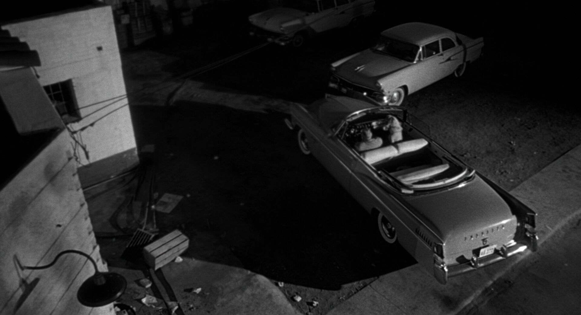 Crane Shot Movement Example Crane Shot from Touch of Evil