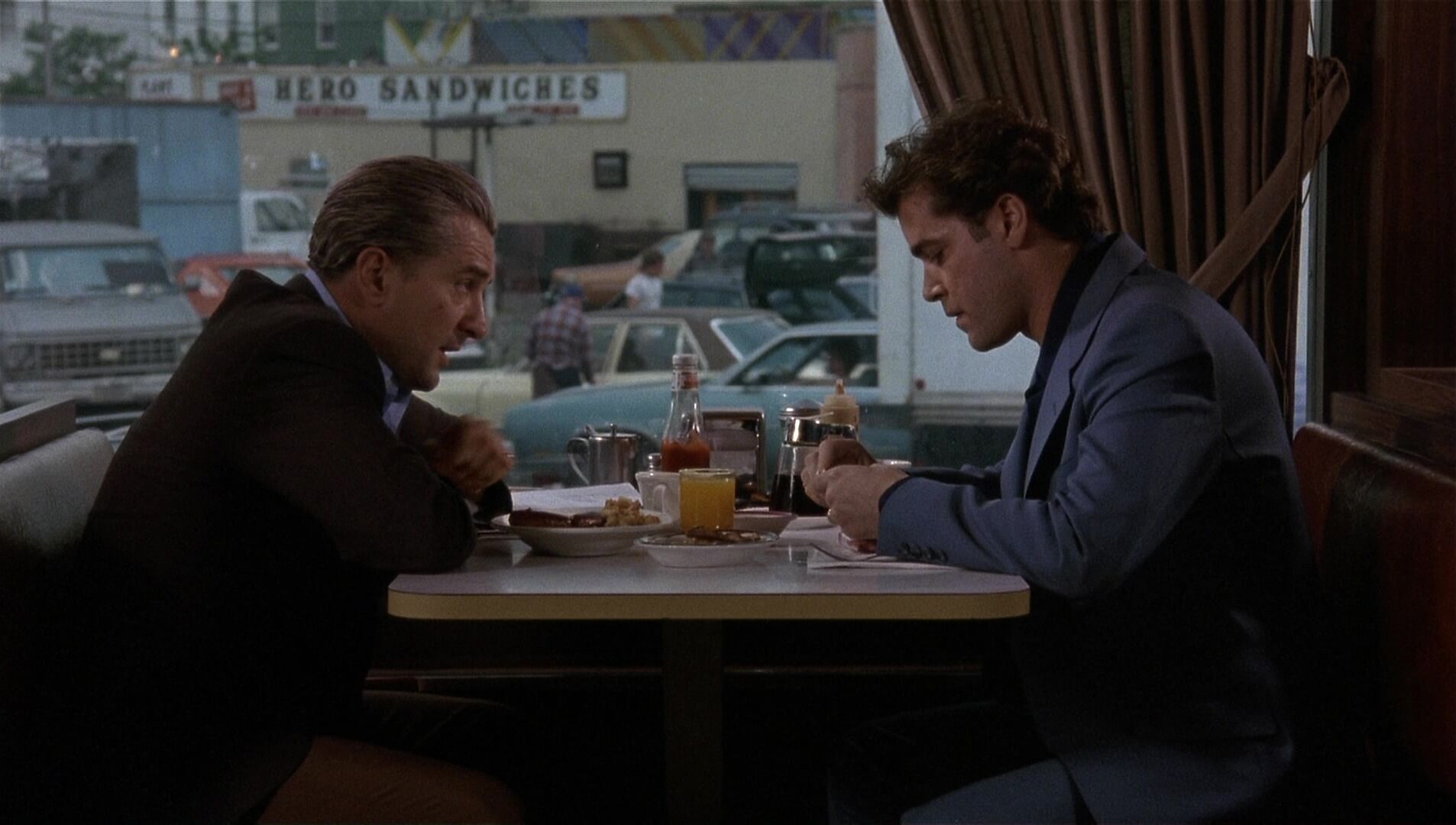 Dolly Zoom Movement Shot Example Dolly Zoom Shot of Robert DeNiro and Ray Liotta from Goodfellas