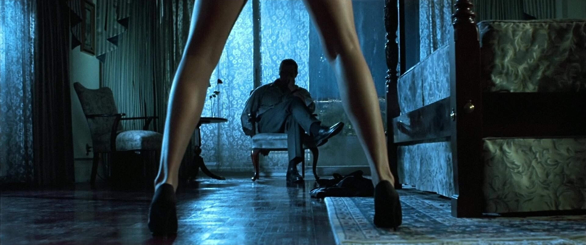 Foreground in Film Example Foreground Shot from True Lies