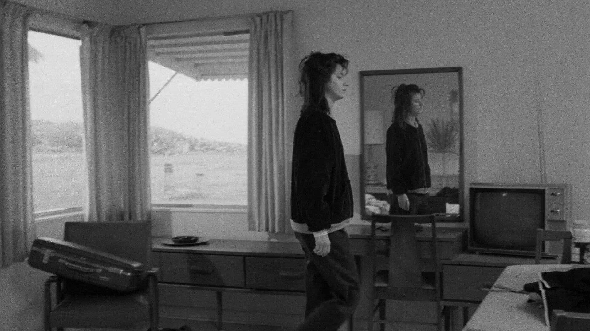 Pan Movement Shot Example Pan Shot from Stranger Than Paradise