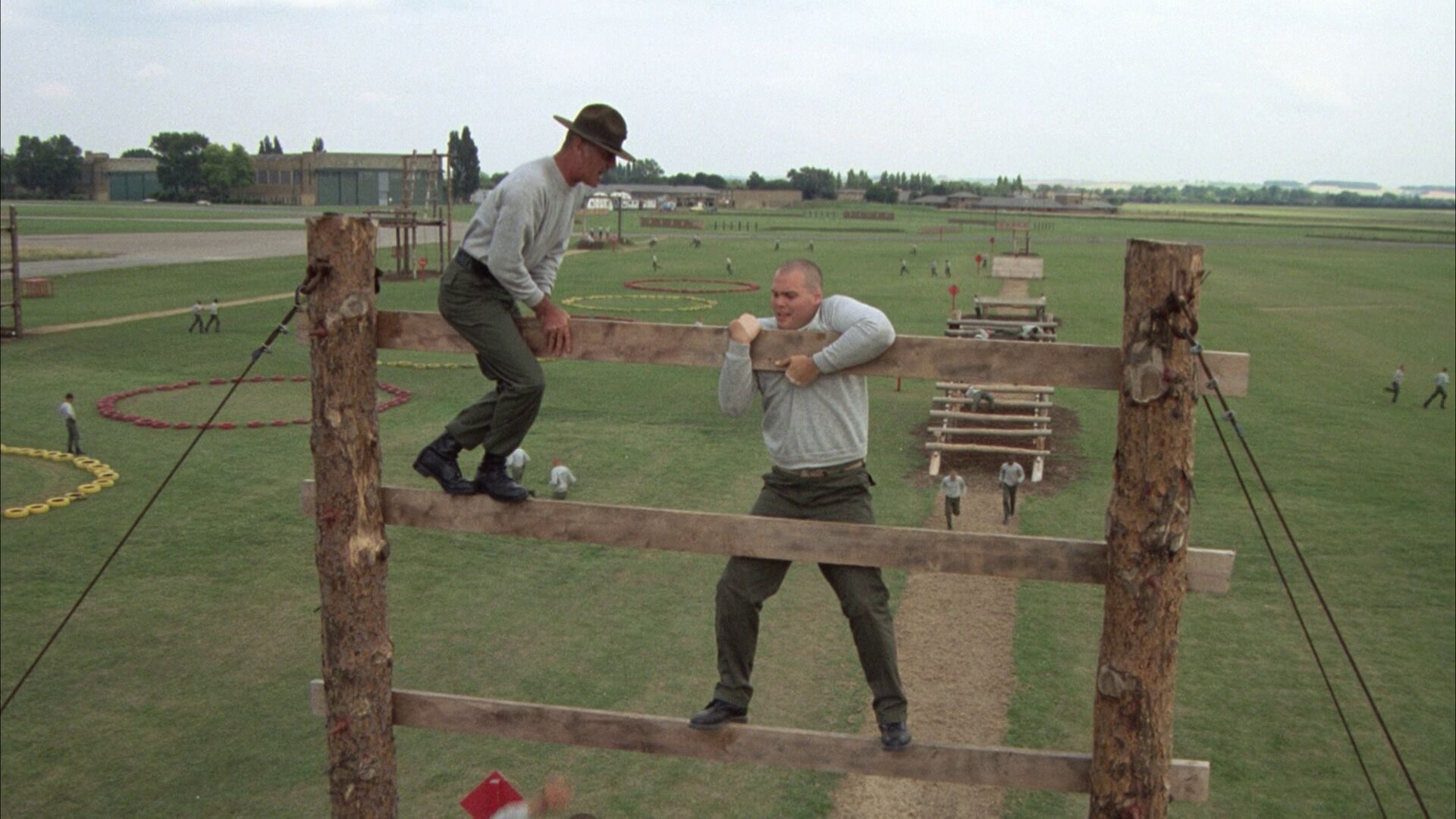 Pedestal Shot Example Pedestal Shot from Full Metal Jacket