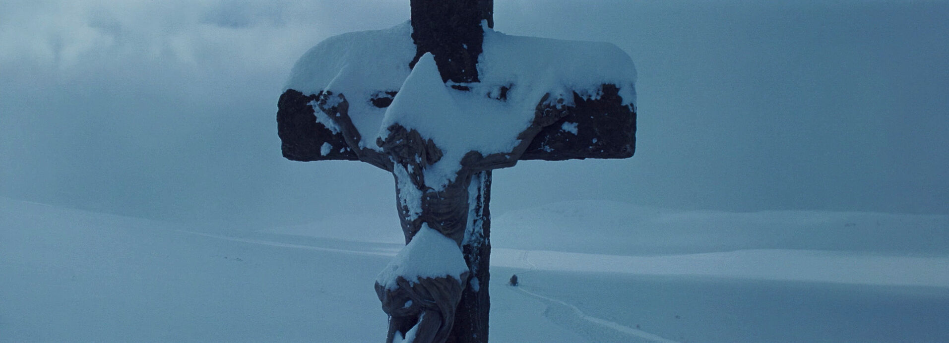 Pedestal Shot Example Pedestal Shot of opening sequence from Hateful Eight