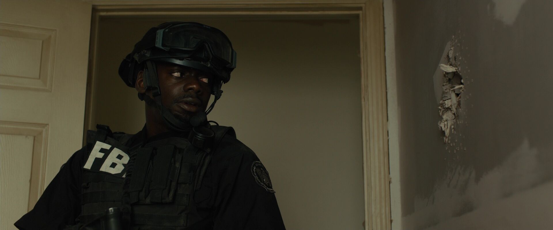 Push In Movement Shot Example Push In Shot of Daniel Kaluuya from Sicario