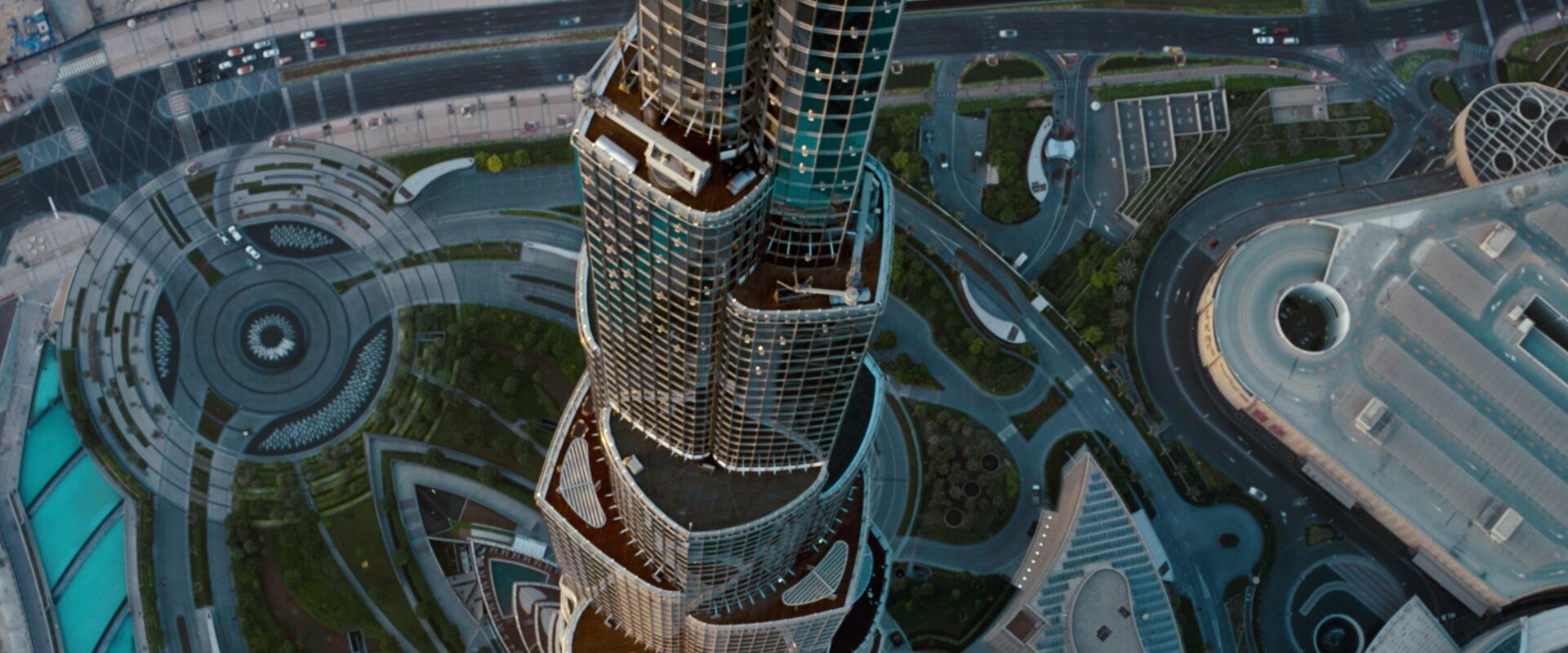 Tilt Movement Shot Example Tilt Shot of Burj Khalifa from Mission Impossible Ghost Protocol