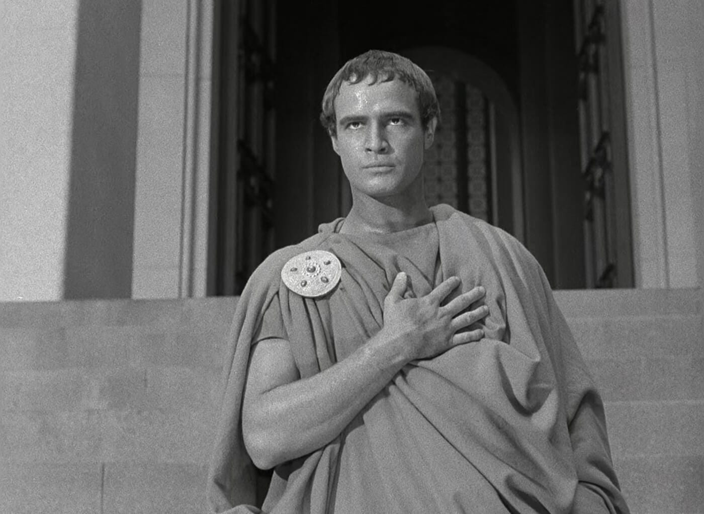 What is Apophasis Marlon Brando playing Antony in Julius Caesar What is Apophasis Marlon Brando playing Antony in Julius Caesar