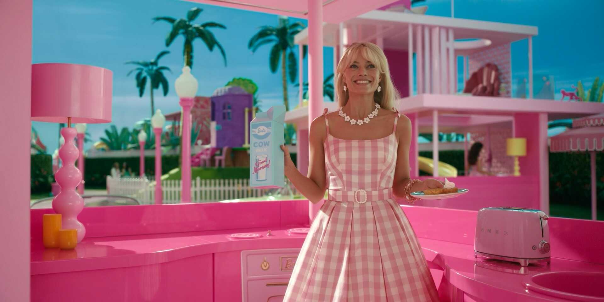 Barbie Director Greta Gerwig on Her Inspiration Process Barbie movie sets Who made the Barbie movie Barbie Director Greta Gerwig on Her Inspiration Process Barbie movie sets Who made the Barbie movie