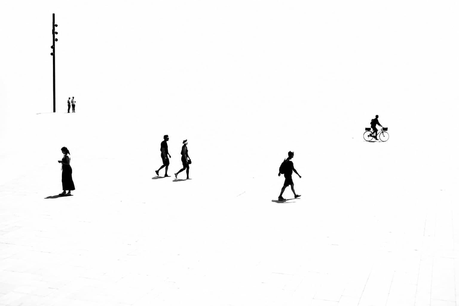 High contrast of light and dark photography High contrast of light and dark photography