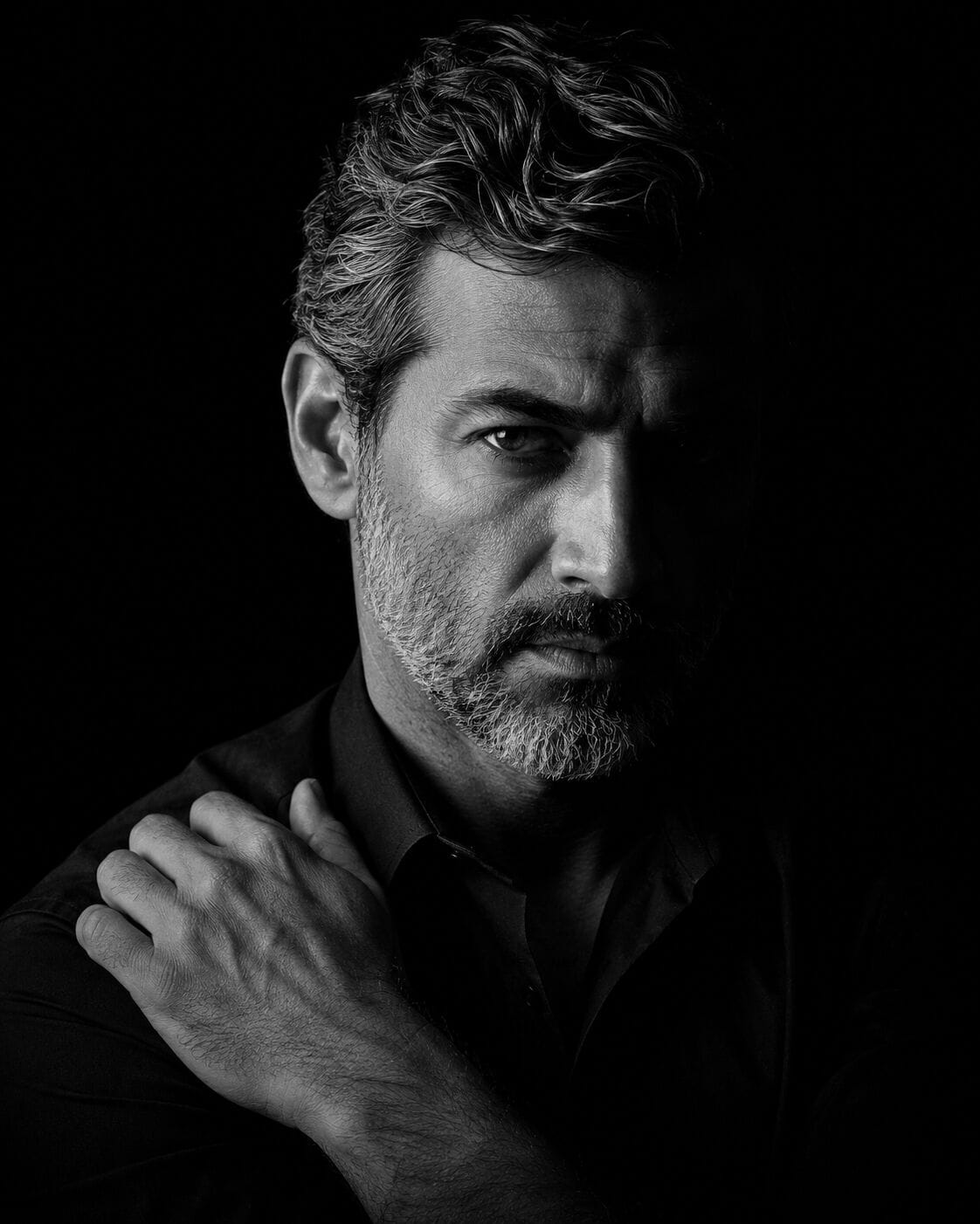 Black and white portrait photography— Split Lighting Setup Black and white portrait photography— Split Lighting Setup